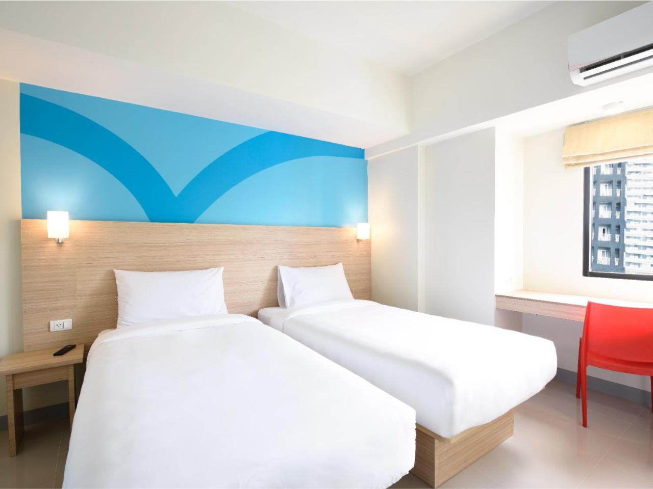 Hop Inn Hotel Tomas Morato Quezon City Exterior photo